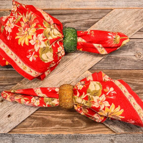 Gorgeous Beaded Green and Gold Holiday Napkin Rings - Set of 8 - 4 Green/4 Gold - Picture 6 of 6